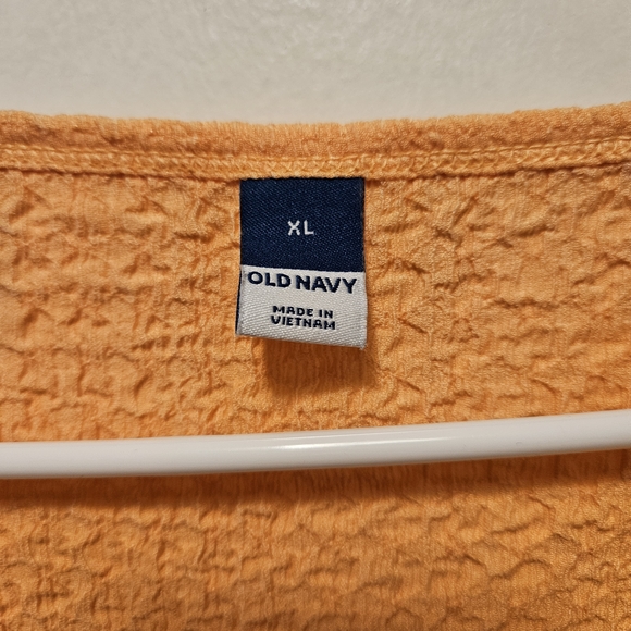 Old Navy Bright Orange Short Sleeve Tee - Picture 2 of 4